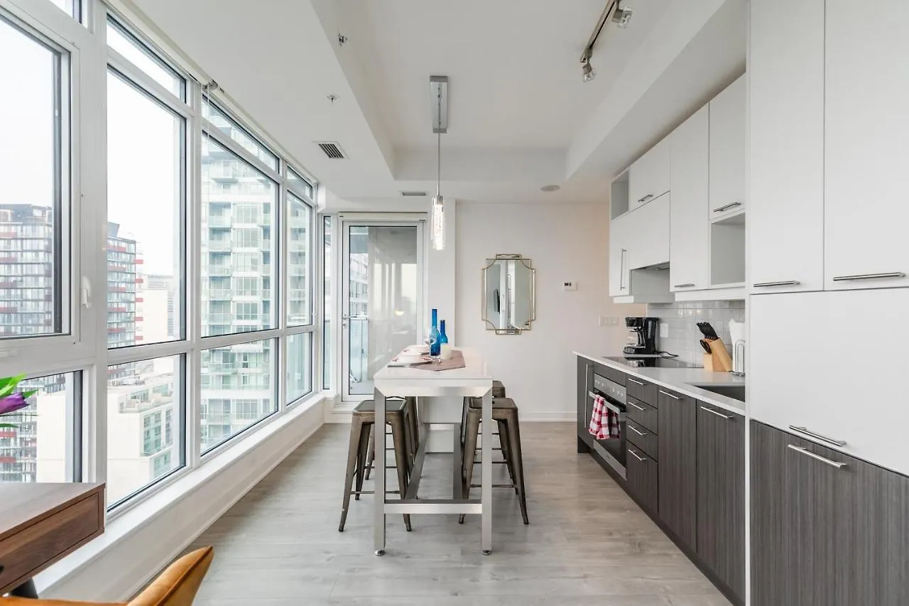 Appartement Luxury 2 Bedroom In The Heart Of Entertainment District W/ Cn Tower View Toronto